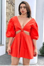 Vestido curto com no Lanca Perfume2